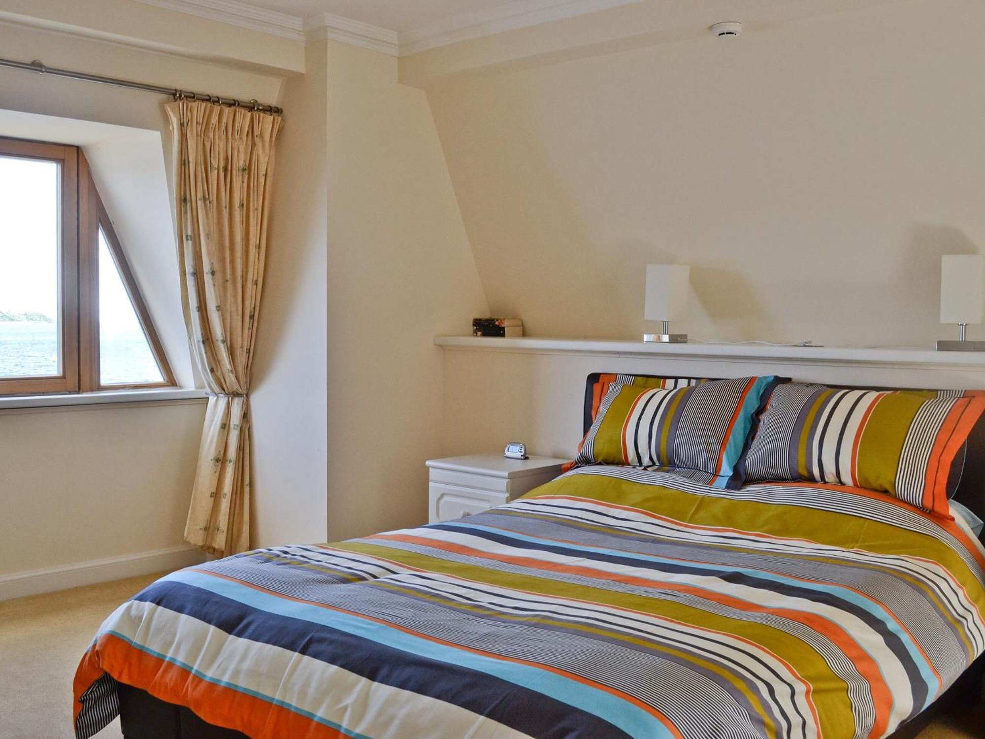 Waterside Villa Тинабруик Екстериор снимка